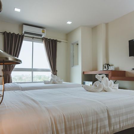 Devloft Hotel Korat Nakhonratchasima Dış mekan fotoğraf